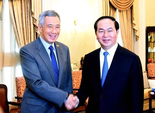 Chủ tịch nước Trần Đại Quang hội kiến với Thủ tướng Singapore Lý Hiển Long