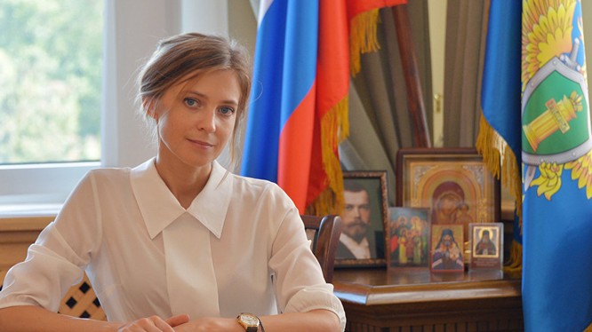 Nữ công tố viên Crimea Poklonskaya.