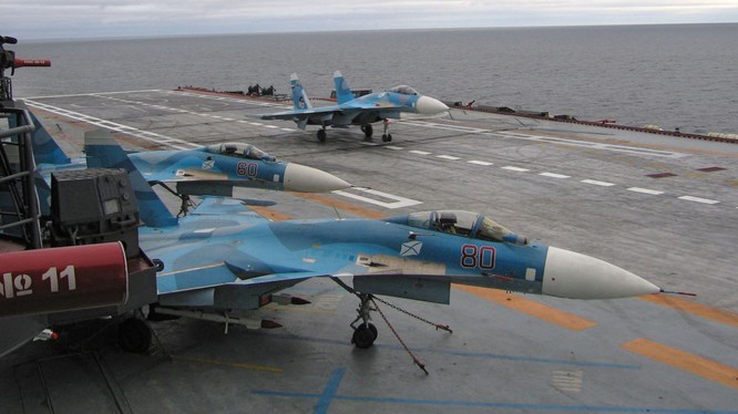 Tàu sân bay Nga đang được điều động đến Syria (ảnh minh họa)