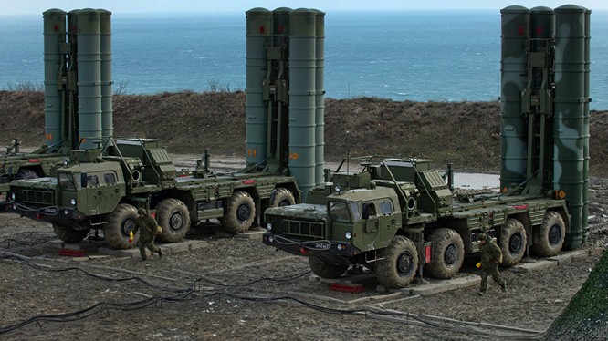 Nga đưa thêm các tổ hợp tên lửa S-400 đến Crimea
