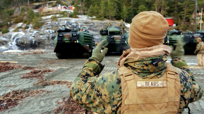 Nga sẽ kiểm tra trụ sở Thủy quân lục chiến Mỹ tại Đức