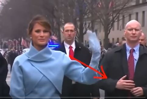 Cận vệ Mỹ dùng tay giả khi hộ tống vợ chồng ông Donald Trump