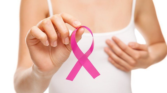 Ung thư vú là loại ung thư hàng đầu các chị em thường mắc phải. Ảnh: Internet