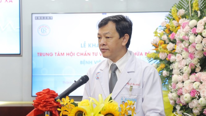 Bác sĩ Nguyễn Tri Thức - Giám đốc BV Chợ Rẫy phát biểu tại buổi khai trương Trung tâm khám chữa bệnh từ xa. Ảnh: BVCC