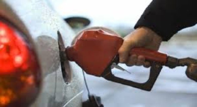 Giữ ổn định giá xăng dầu hiện hành