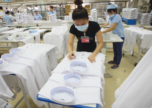 Các tập đoàn lớn của Thái Lan đang lên kế hoạch biến Việt Nam trở thành một trung tâm sản xuất để tái xuất khẩu các sản phẩm của mình sang các nước khác. 