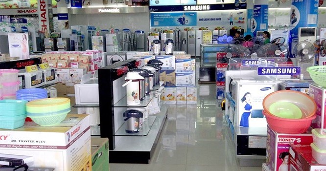 Theo giới kinh doanh, những năm tới đây, xu hướng mua bán, “thu gom” hoặc sáp nhập doanh nghiệp trong lĩnh vực kinh doanh điện máy tại Việt Nam sẽ diễn ra mạnh mẽ.