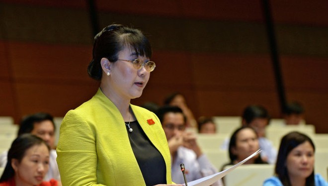 Đại biểu Nguyễn Thị Nguyệt Hường (Hà Nội) đề nghị bỏ thu thuế môn bài