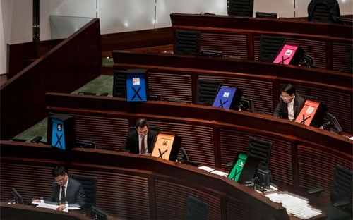 Hội đồng Lập pháp Hồng Kông trong một phiên làm việc ngày 17/6/2015 - Ảnh: Bloomberg.