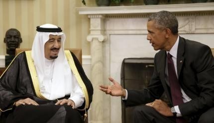 Vua Salman bin Abdulaziz Al Saud gặp Tổng thống Mỹ Barack Obama. Ảnh: Reuters