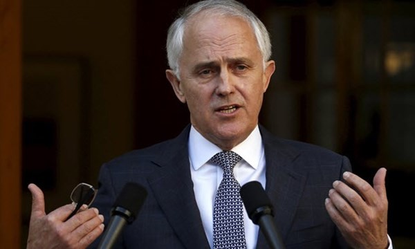 Tân Thủ tướng Úc Turnbull công bố với báo giới về nội các mới của ông tại Canberra ngày 21.9 - Ảnh: Reuters