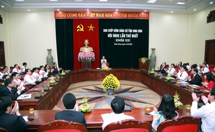 Quang cảnh Hội nghị lần thứ nhất Ban chấp hành Đảng bộ tỉnh Ninh Bình khóa XXI.