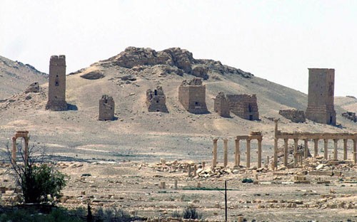 Nhiều di tích tại thành phố cổ Palmyra đang có nguy cơ biến mất. Ảnh: AP
