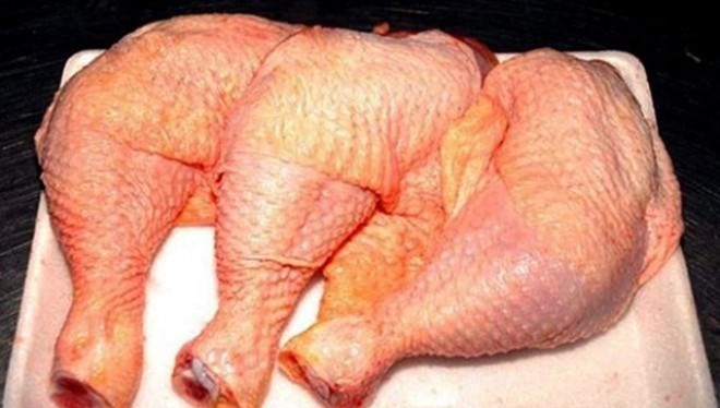 Đùi gà Mỹ nhập về Việt Nam chỉ có giá 19.000 đồng/kg