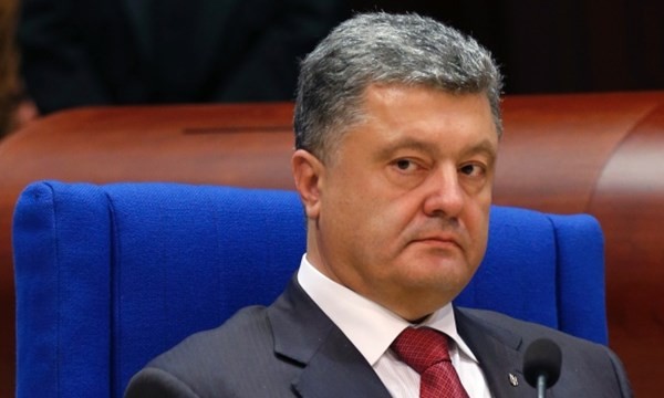 Bầu cử địa phương hôm 25.10 là "liều thuốc thử" với ông Poroshenko
