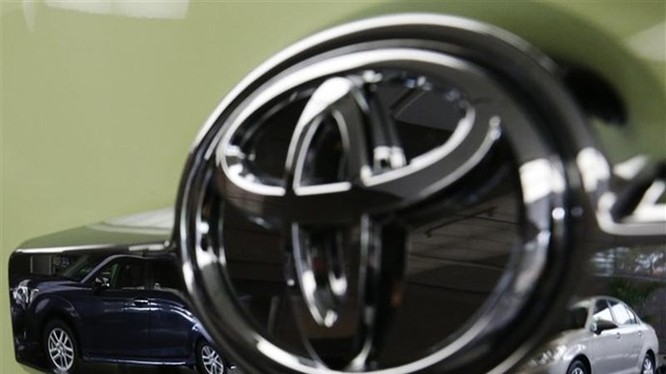 Dù suy giảm so với năm ngoái, doanh số bán hàng của Toyota vẫn đứng đầu thế giới trong 9 tháng đầu năm nay - Ảnh: Reuters