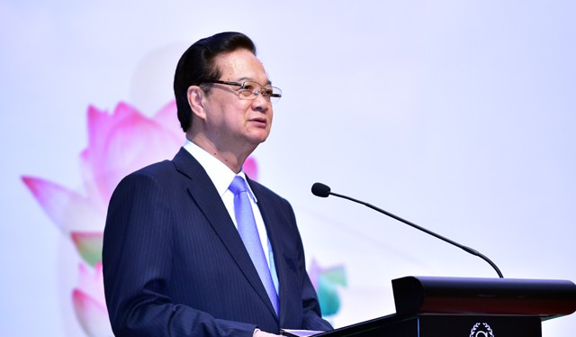 Thủ tướng Nguyễn Tấn Dũng phát biểu tại Lễ khai mạc Hội nghị Bộ trưởng Môi trường ASEAN lần thứ 13 (AMME 13), Hội nghị Bộ trưởng Môi trường ASEAN+3 lần thứ 14. Ảnh: VGP/Nhật Bắc.