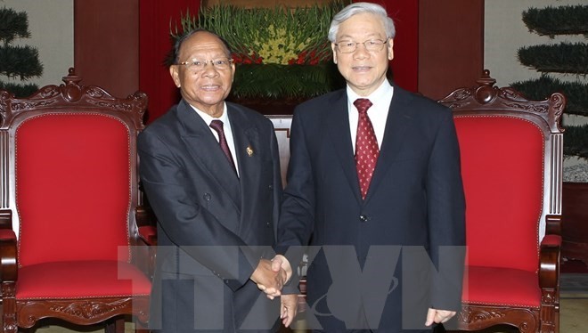 Tổng Bí thư Nguyễn Phú Trọng tiếp Chủ tịch Quốc hội Vương quốc Campuchia Heng Samrin sang dự IPU-132 tại Việt Nam. (Ảnh: Trí Dũng/TTXVN)