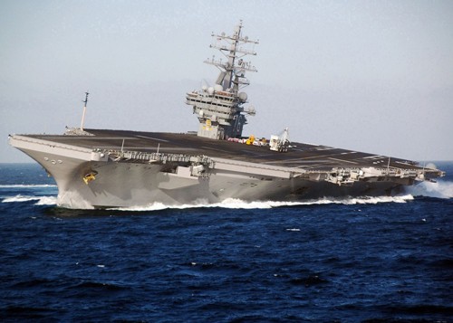 Một chiếc tàu sân bay Mỹ đang chạy thử trên biển. Ảnh: National Interest