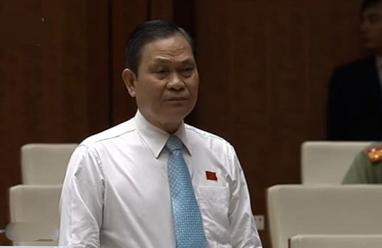 Bộ trưởng Bộ Nội vụ Nguyễn Thái Bình trả lời chất vấn Quốc hội sáng 17-11