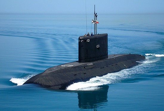 Công bố video tàu ngầm Nga phóng tên lửa hành trình