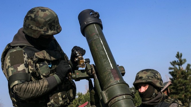 Các lực lượng thân Kiev lại nã pháo vào Donetsk
