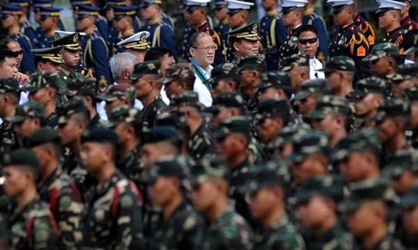 Ông Benigno Aquino tại lễ kỷ niệm 80 năm thành lập lực lượng vũ trang Philippines