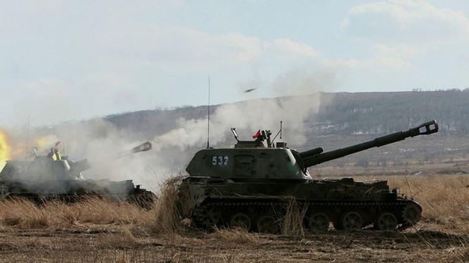 Nga đưa lựu pháo tự hành SAU 152mm Akatsiya sang Syria