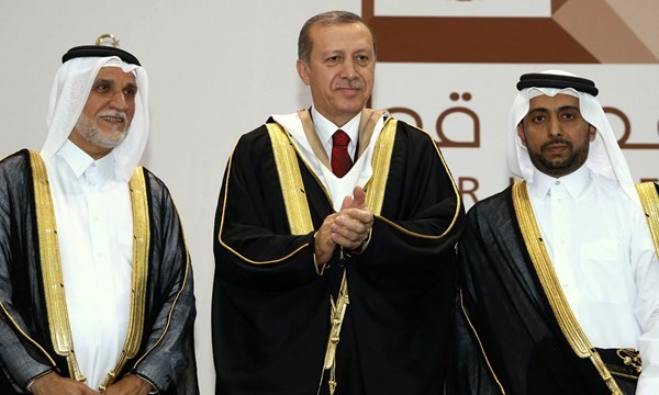 Tổng thống Thổ Nhĩ Kỳ Recep Tayyip Erdogan trong buổi lễ nhận bằng tiến sĩ danh dự của Đại học Qatar vào ngày 2.12