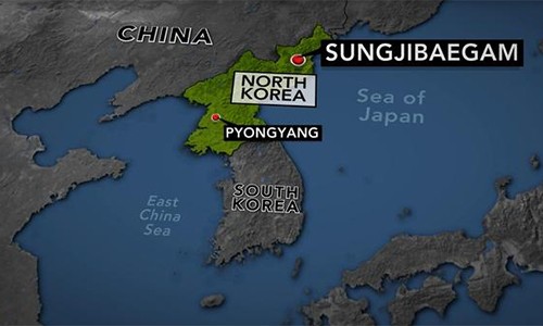 Cơ quan Khảo sát Địa chất Mỹ cho hay tâm chấn nằm ở thị trấn Sungjibaegam, tỉnh Ryanggang. Đồ họa: CBS NEWS