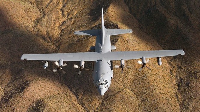 Máy bay gây nhiễu điện tử EC-130H Compass Call của Không lực Mỹ