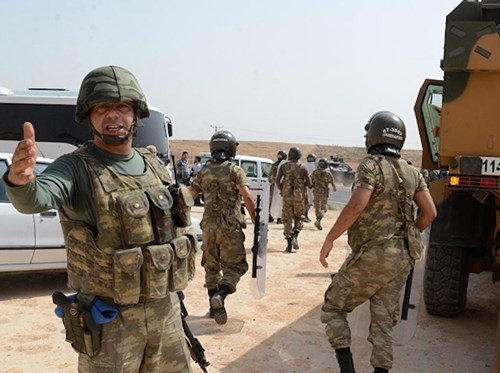 Việc Thổ Nhĩ Kì triển khai quân đến Iraq bị coi là trái phép, do không được Baghdad đồng ý