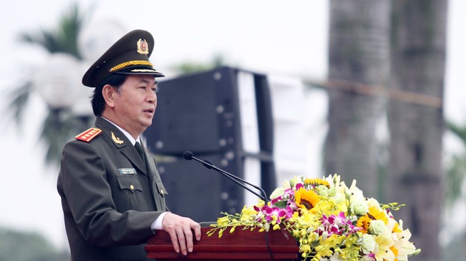 Bộ trưởng Công an, Đại tướng Trần Đại Quang phát biểu chỉ đạo và giao nhiệm vụ tại lễ xuất quân.