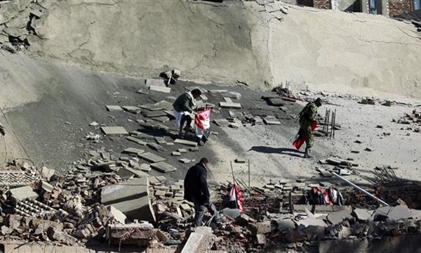 Yemen tồi tàn sau các cuộc không kích của Ả Rập Saudi.