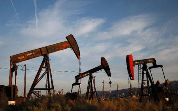 Saudi Arabia đề nghị các nước sản xuất dầu giảm 5% sản lượng