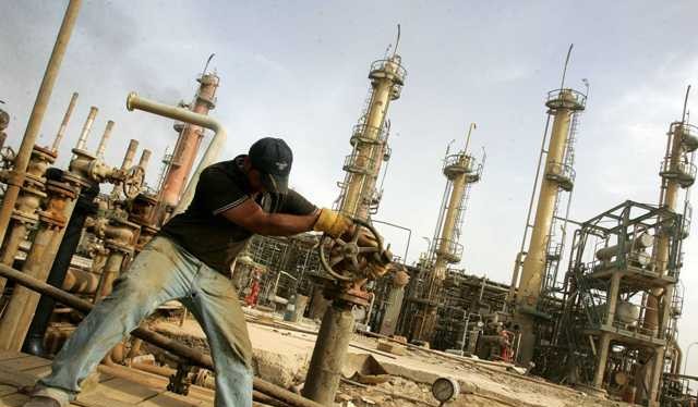 Giá dầu thấp dẫn đến tình trạng khủng hoảng ngân sách tại Iraq.