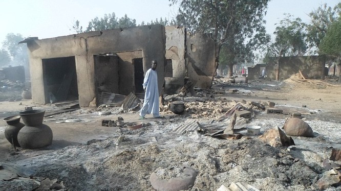 Video: Khủng khiếp tổ chức khủng bố Boko Haram thiêu sống cả trẻ em