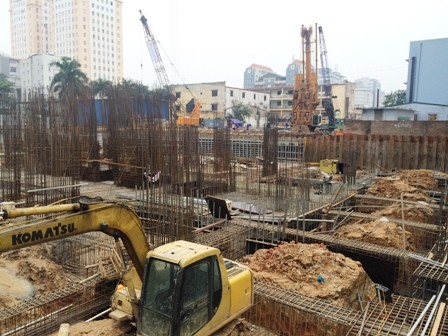 Công trình 18 Phạm Hùng thi công khi chưa có giấy phép xây dựng.