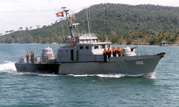 Tàu tuần trra của hải quân Campuchia