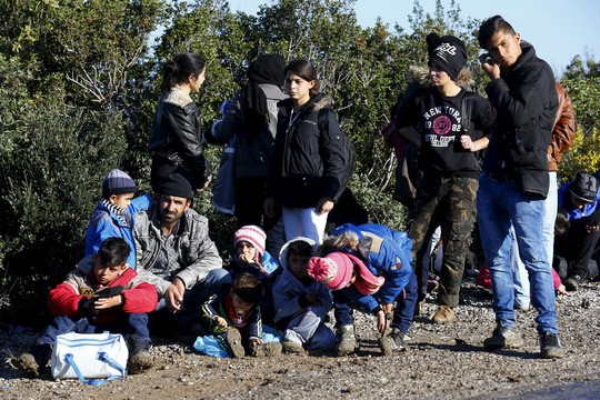 Người tị nạn Syria ở thị trấn Dikili, bờ biển phía Tây Thổ Nhĩ Kỳ, hôm 5-3Ảnh: REUTERS