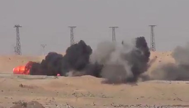 Video Quân đội Iraq tiêu diệt xe bom cảm tử của IS ở Samarra