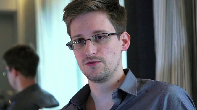 Hé lộ bí mật vì sao Snowden ở lại Nga 