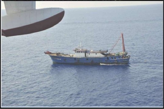 Tàu Trung Quốc xâm nhập lãnh hải Malaysia ngoài khơi bang Sarawak. Ảnh: Cơ quan Thực thi Hàng hải Malaysia