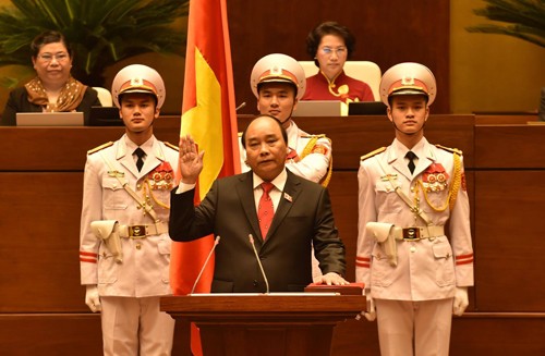 Tân Thủ tướng Chính phủ Nguyễn Xuân Phúc tuyên thệ nhậm chức.