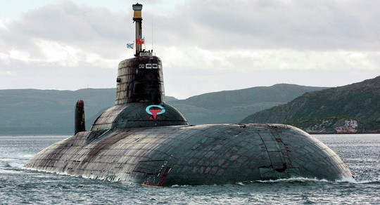 Một tàu ngầm lớp Akula của Nga. Ảnh: AP