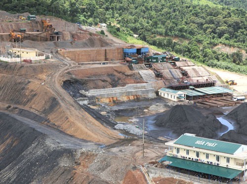 Tập đoàn Hòa Phát mới đây xin trả lại mỏ quặng sắt ở Vị Xuyên (Hà Giang) vì chi phí sản xuất quá cao, tiêu thụ khó khăn