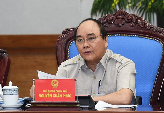 Thủ tướng Nguyễn Xuân Phúc chủ trì phiên họp Chính phủ thường kỳ tháng 4/2016. Ảnh: VGP/Quang Hiếu