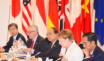 Thủ tướng Nguyễn Xuân Phúc dự Hội nghị Thượng đỉnh G7 mở rộng - Ảnh: VGP/Quang Hiếu
