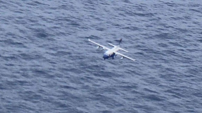 Tuần thám Casa 212 đang bay trên vùng biển Bạch Long Vỹ (Hải Phòng) - Đây là hình ảnh cuối cùng của máy bay này trước khi rơi xuống biển.