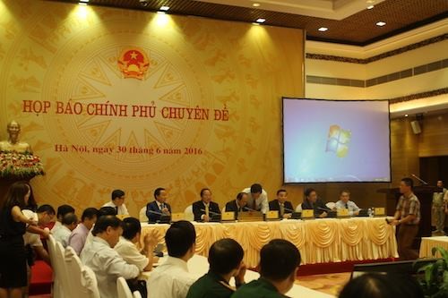 Chính phủ đang họp báo công bố nguyên nhân cá chết ở Hà Tĩnh